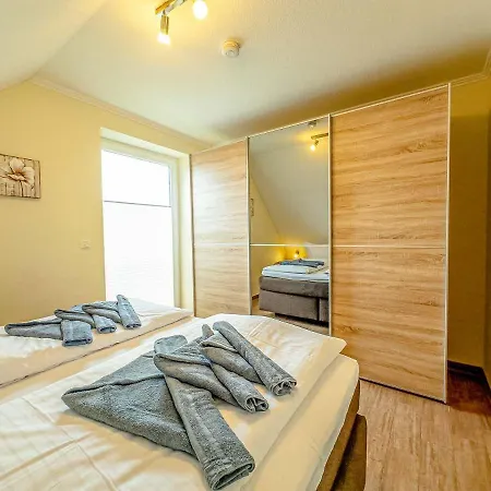 Ferienhaus Niedertor In Bensersiel Prázdninový dům *