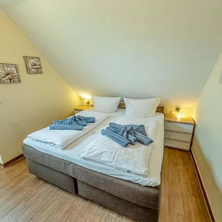Ferienhaus Niedertor In Bensersiel Ferienhaus